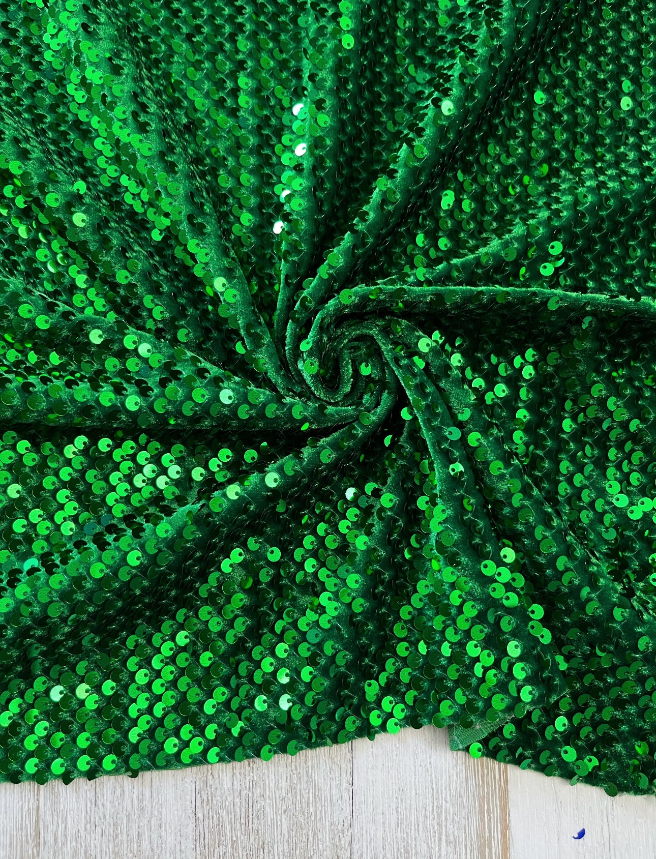 Sequin flag green